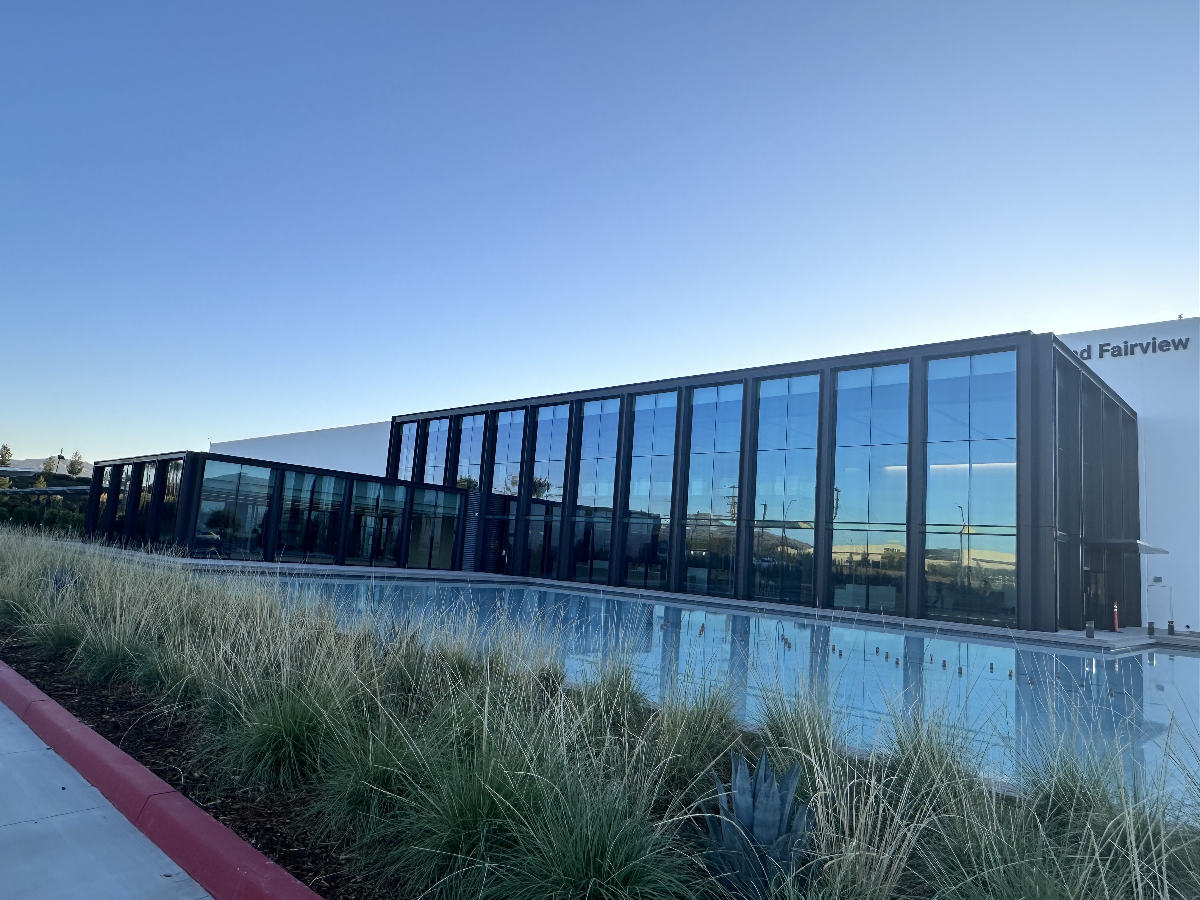 Hale Glass Skechers West Pavillion project