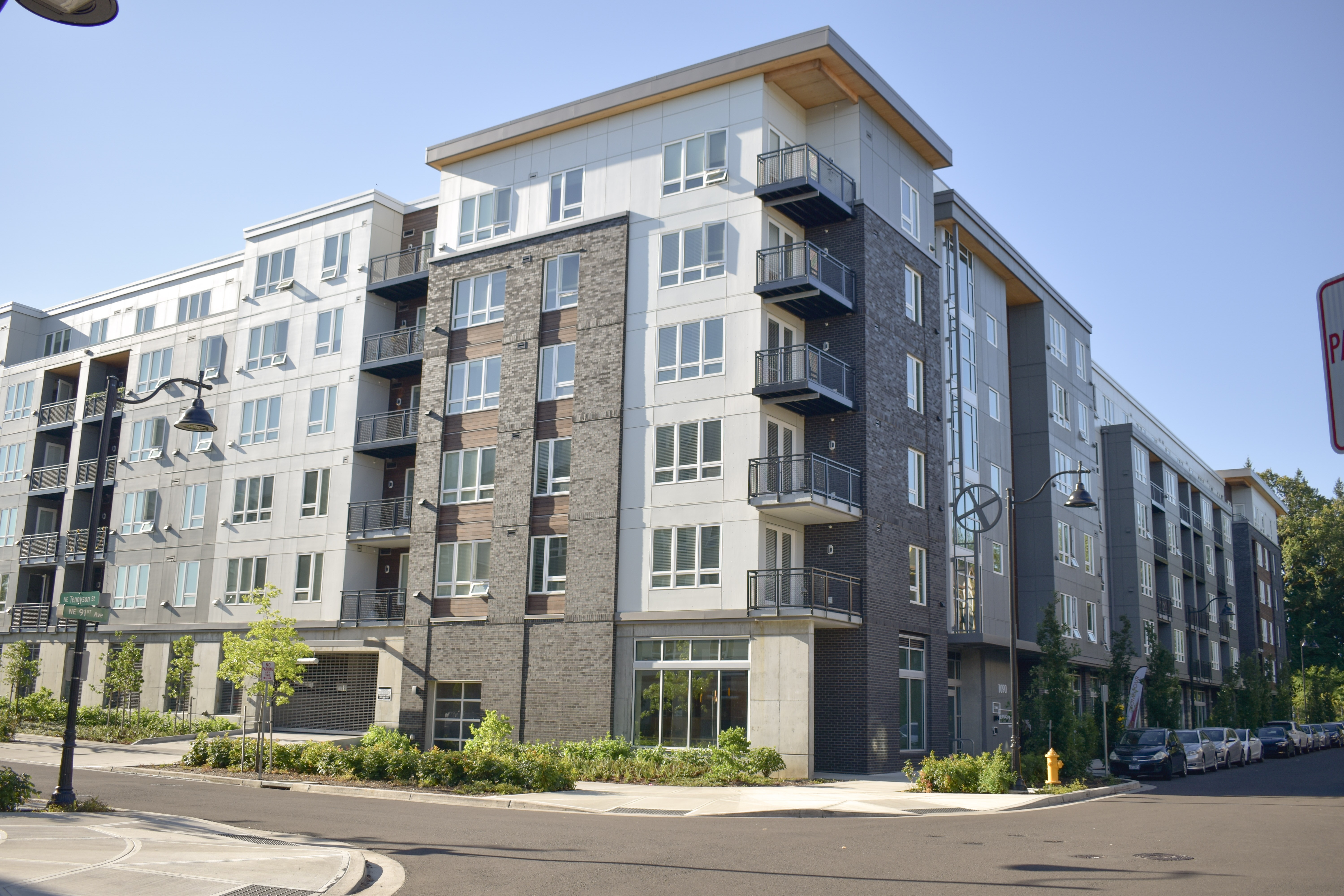 Black Line Glazing - Quarry Apartments project