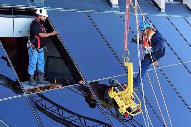 roof installation of glazing