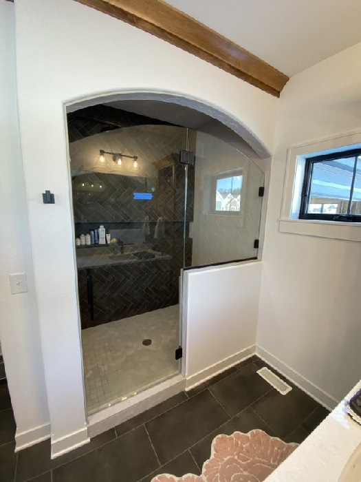 Wingspan Shower Door & Glass project