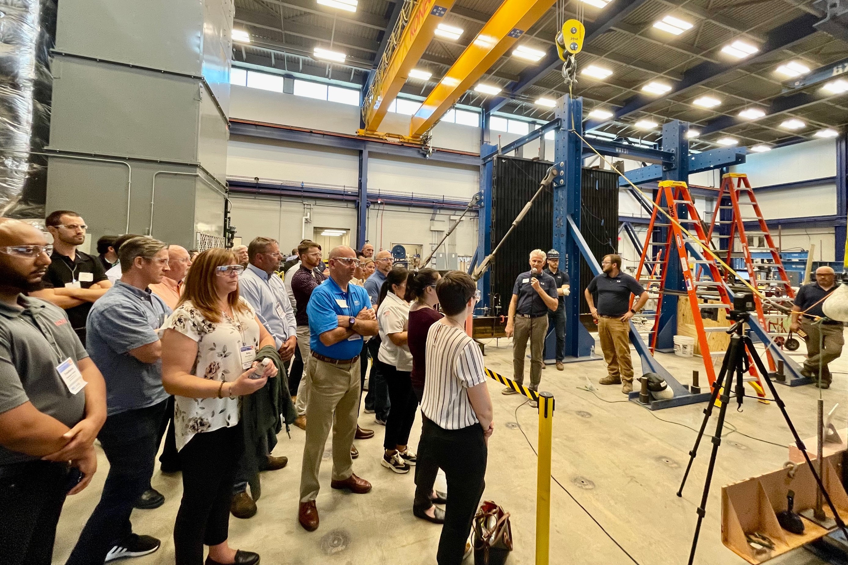 factory tour during Chicago Glass Conference