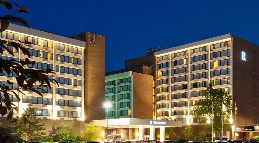 Renaissance Chicago North Shore Hotel