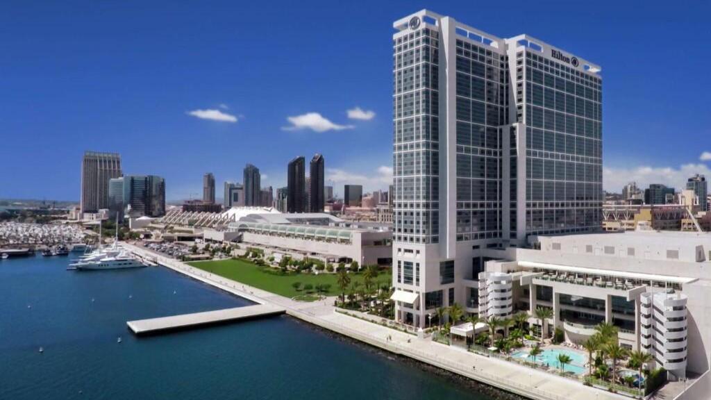  Hilton San Diego Bayfront Hotel
